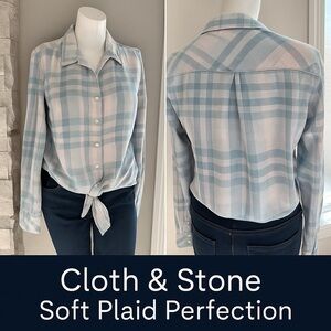 Cloth & Stone Blue and White Plaid Button Down Shirt